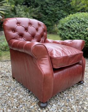 Late Victorian Buttoned Back and Arms Chair