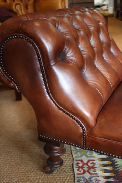 Victorian Leather Chaise Longue